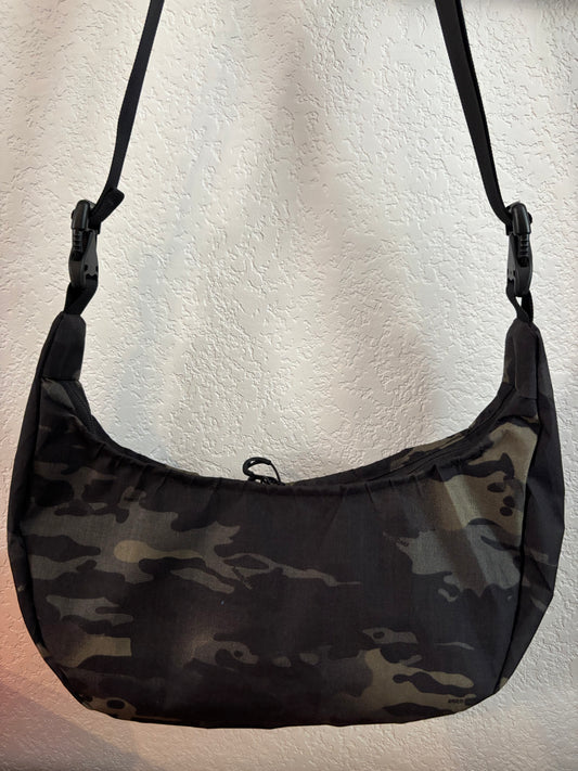 Crossbody Crescent Bag - X-Pac X50 Multicam Black